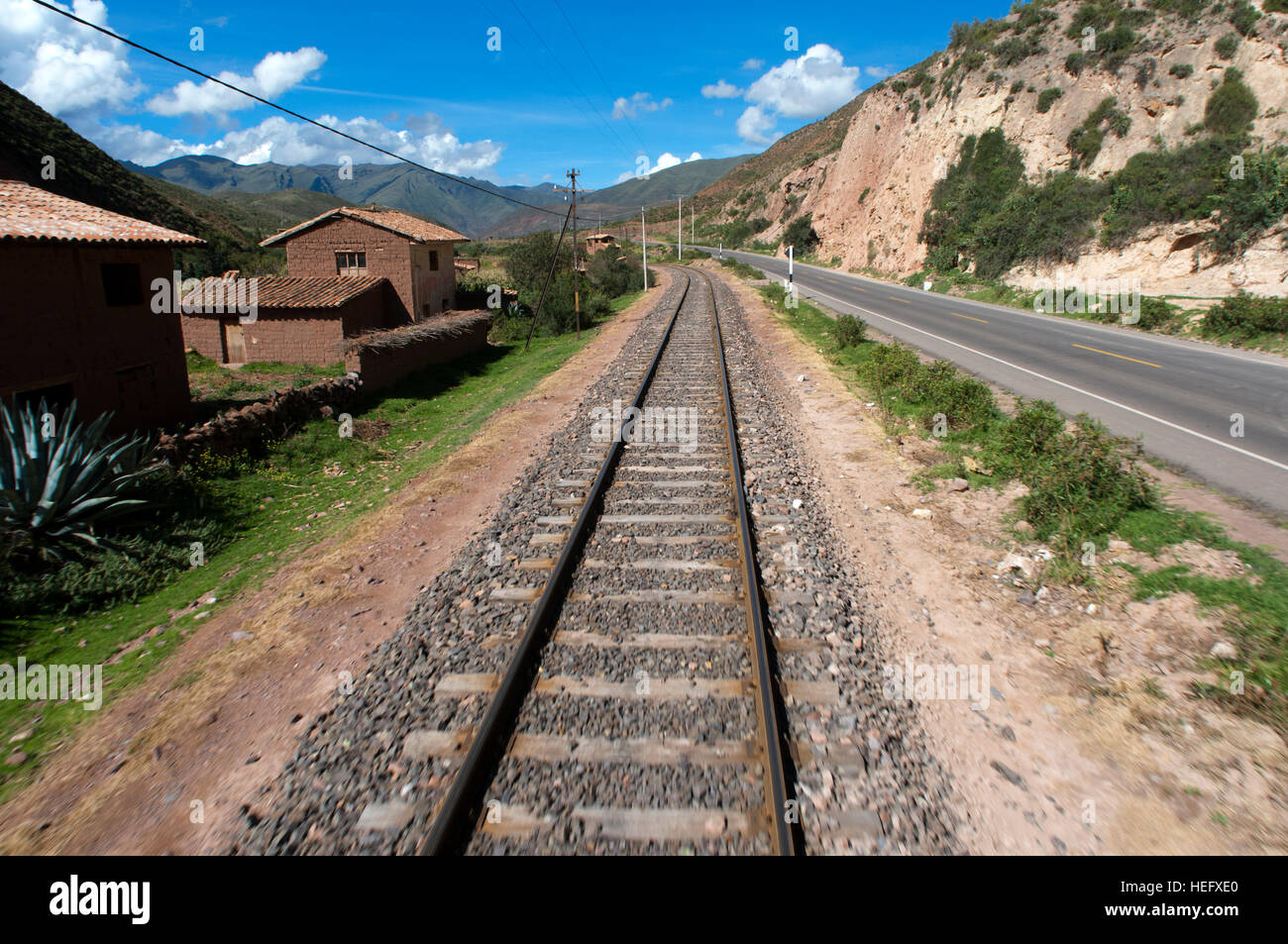 Andean Explorer, lujoso tren de Cuzco a Puno. Altiplano peruano paisaje