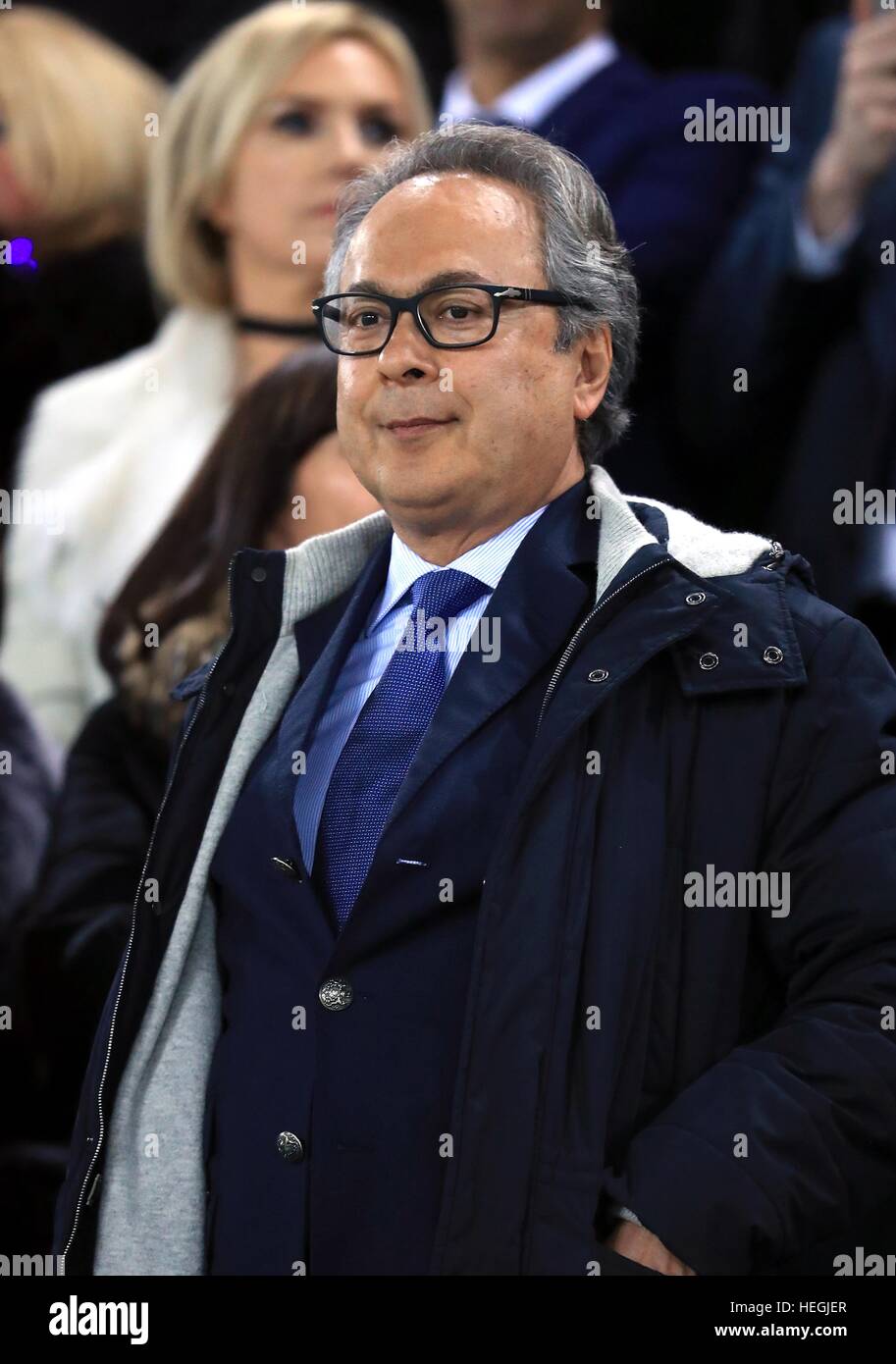 Everton Presidente Farhad Moshiri en los stands Foto de stock
