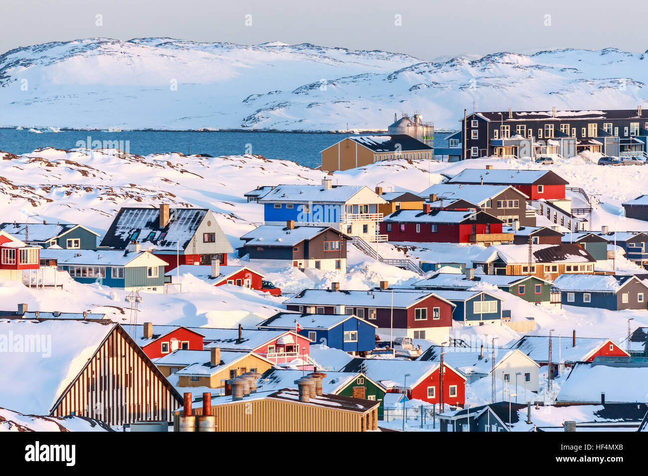 La ciudad cubierta de nieve fotografías e imágenes de alta resolución -  Alamy