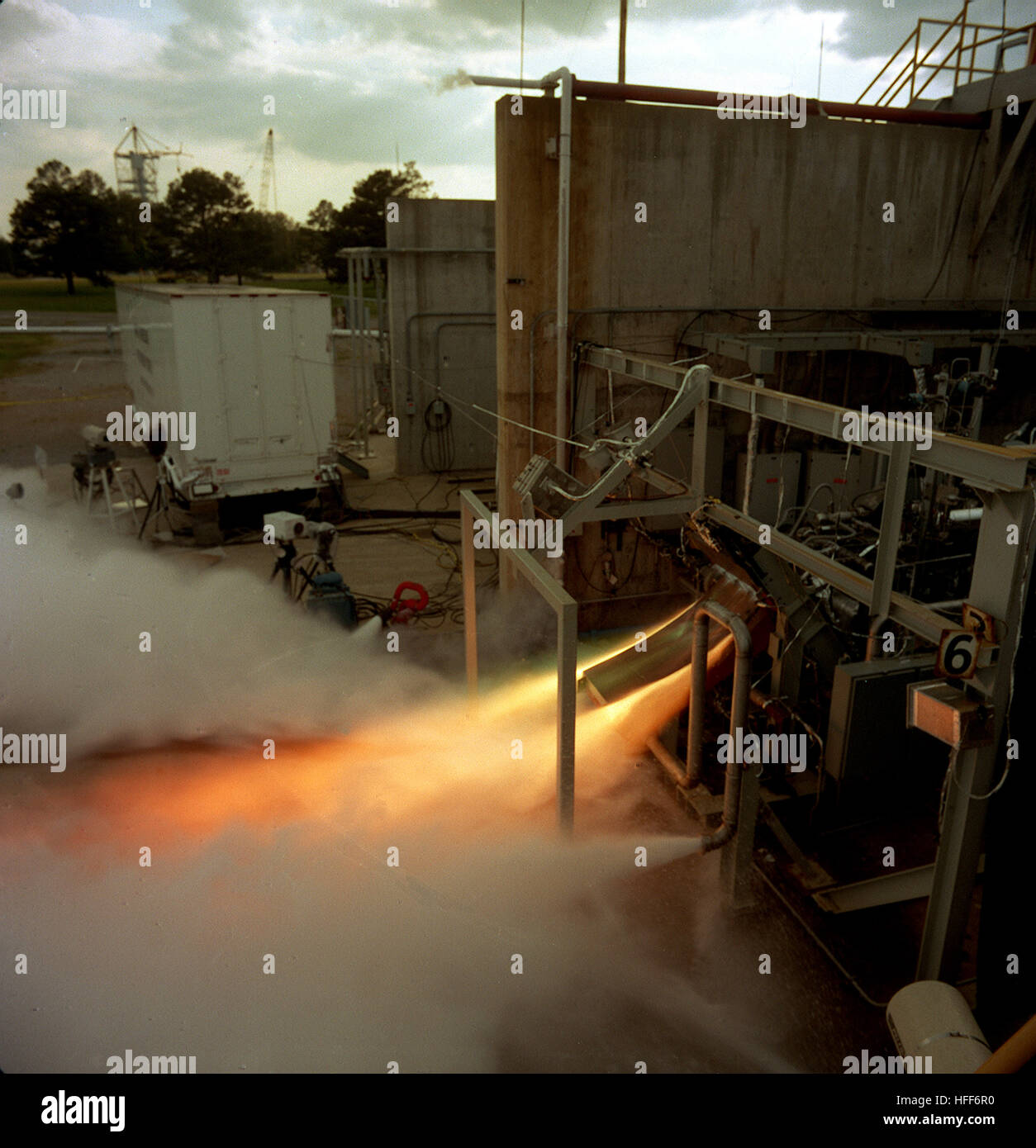 Linear aerospike engine fotografías e imágenes de alta resolución - Alamy