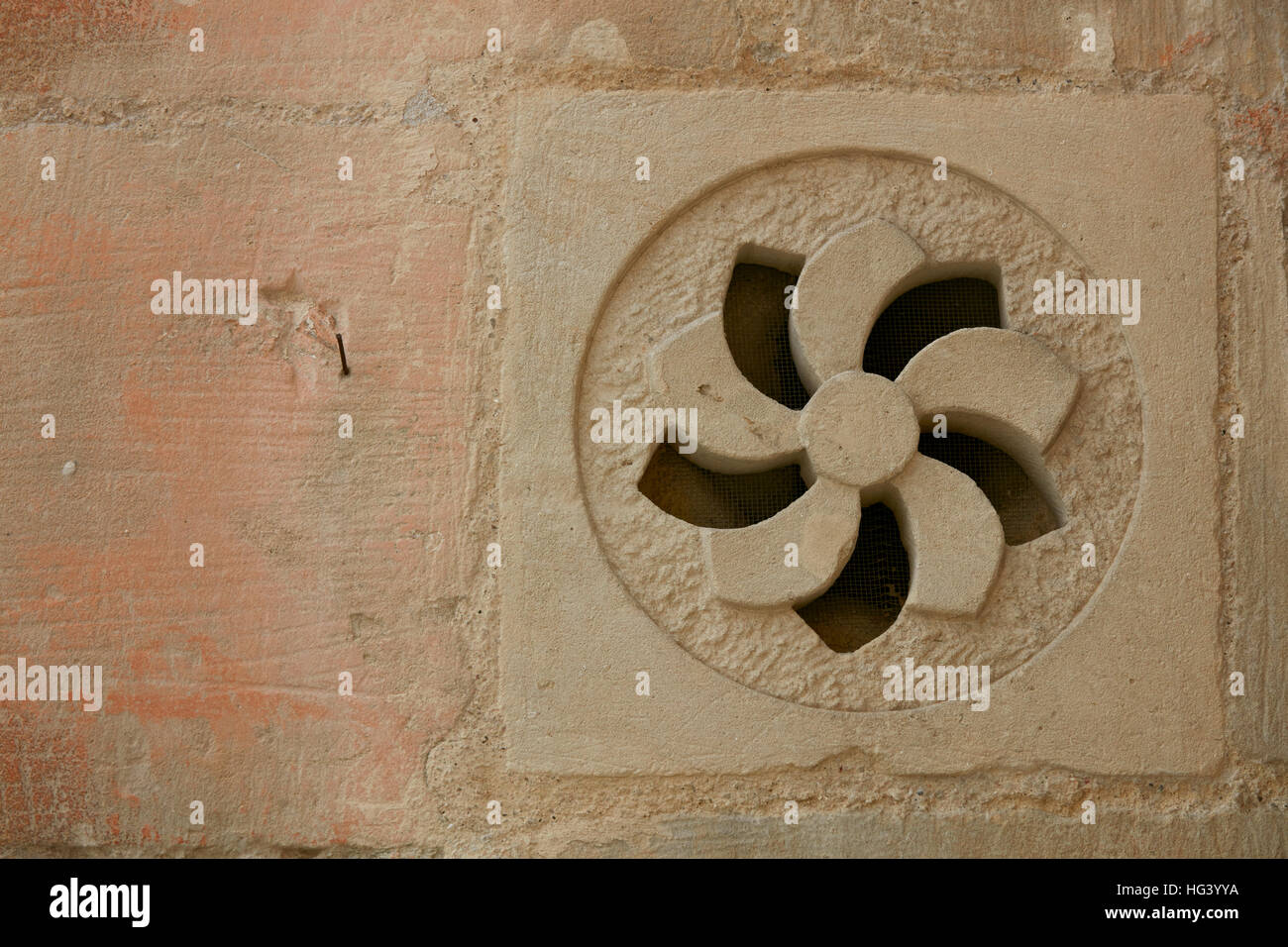Detalle arquitectónico, Matera, Italia. Cerca de un respiradero. Foto de stock
