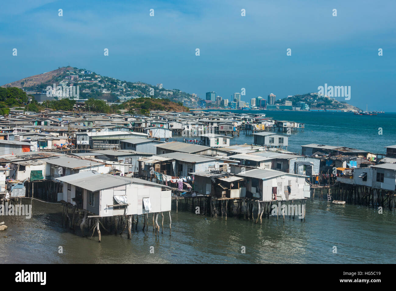 Poreporena stilt village, Port Moresby, Papua Nueva Guinea, el Pacífico Foto de stock