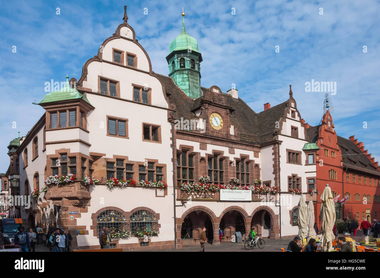 Rathaus, Rathausplatz, Freiburg im Breisgau, Selva Negra, Baden-Wurttemberg, Alemania Foto de stock