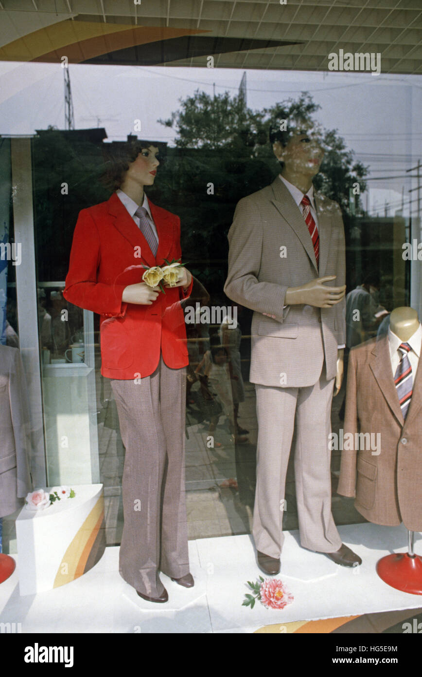 de ropa de los años 80 en Beijing, China, 1980 Fotografía de stock - Alamy