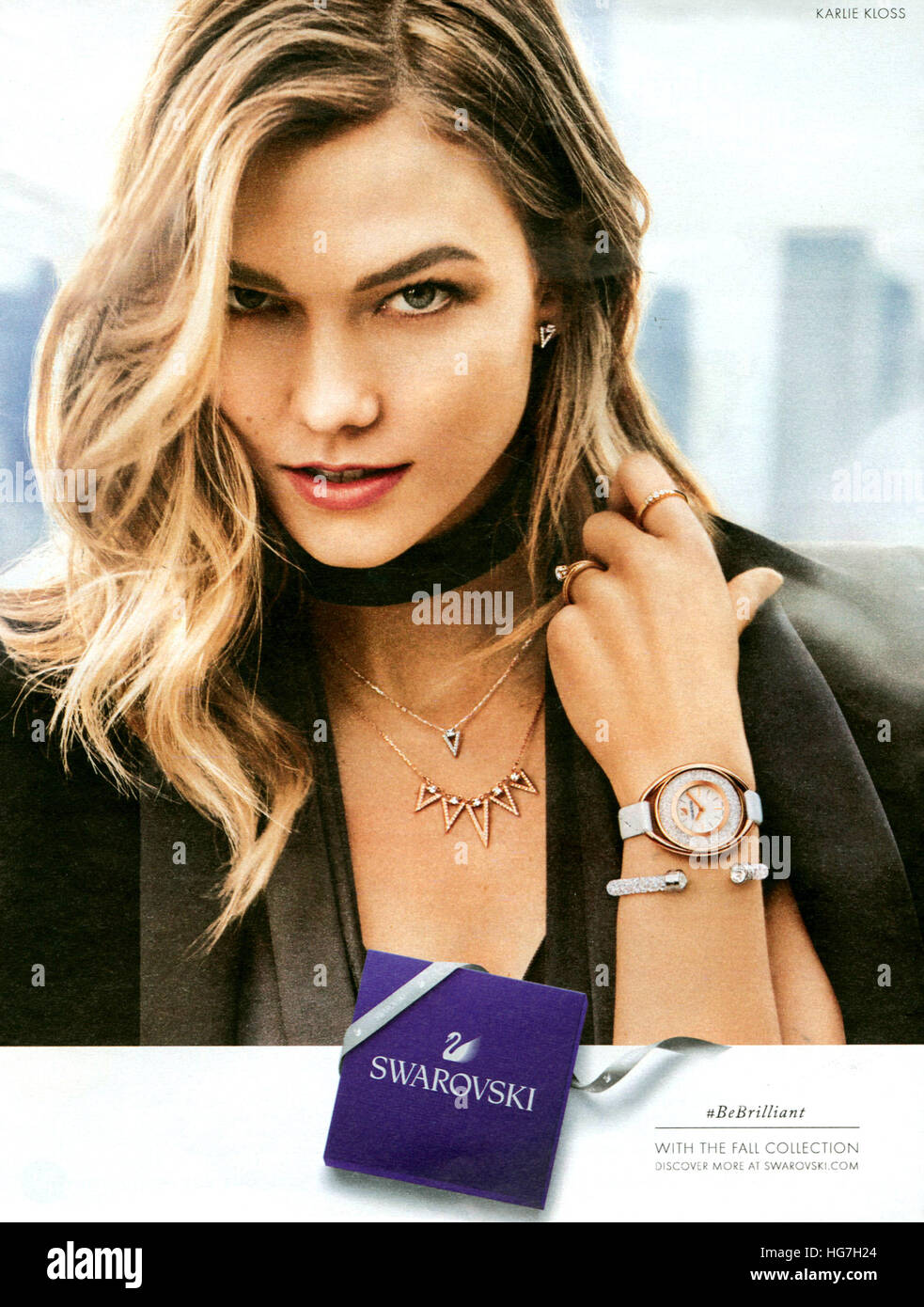 2010s UK Swarovski Magazine anuncio Fotografía de stock - Alamy