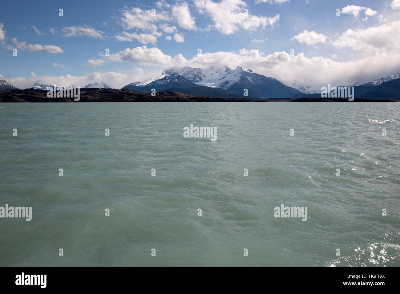 El Lago Argentino, El Calafate, Parque Nacional Los Glaciares, Patagonia Argentina, Sudamérica Foto de stock