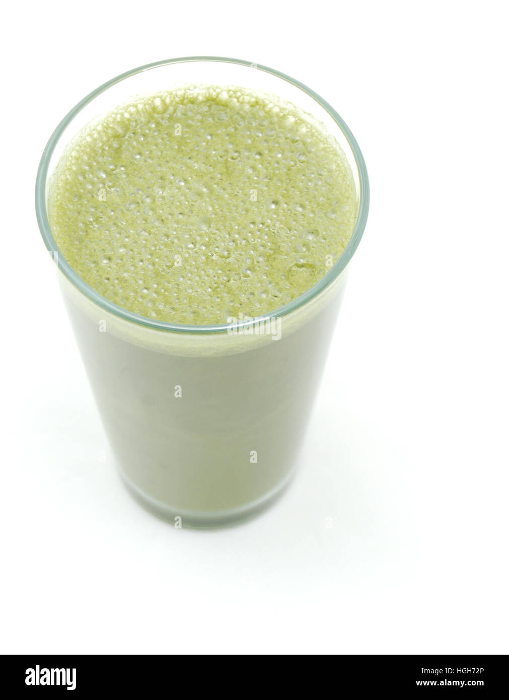 Bebida de polvo de jugo de cebada verde. Desayuno saludable batido  Fotografía de stock - Alamy