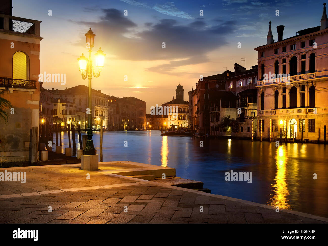 Grand Canal en el momento del atardecer, Venecia, Italia Foto de stock