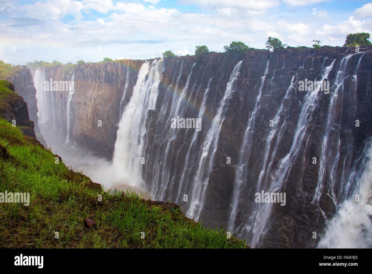 Las Cataratas Victoria, la frontera de Zambia y Zimbabwe. Foto de stock