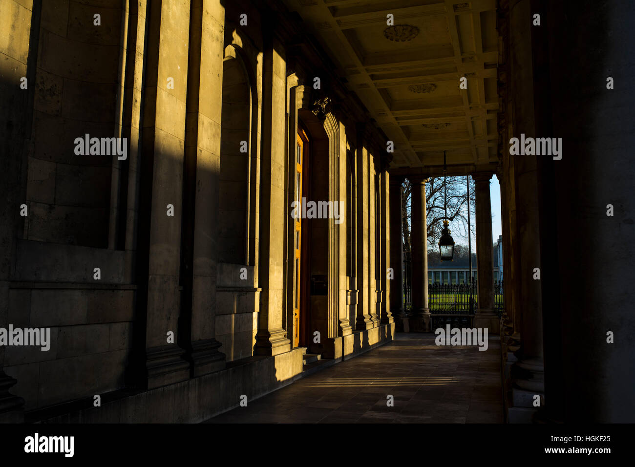 GV imagen de la Universidad de Greenwich, que es el sitio en el Old Royal Naval College, Londres, Reino Unido Foto de stock