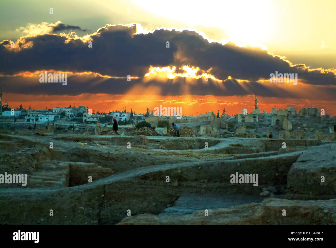 Siria Mishrifeh Alba al decirle al norte de la ciudad de Homs en Siria central Foto de stock