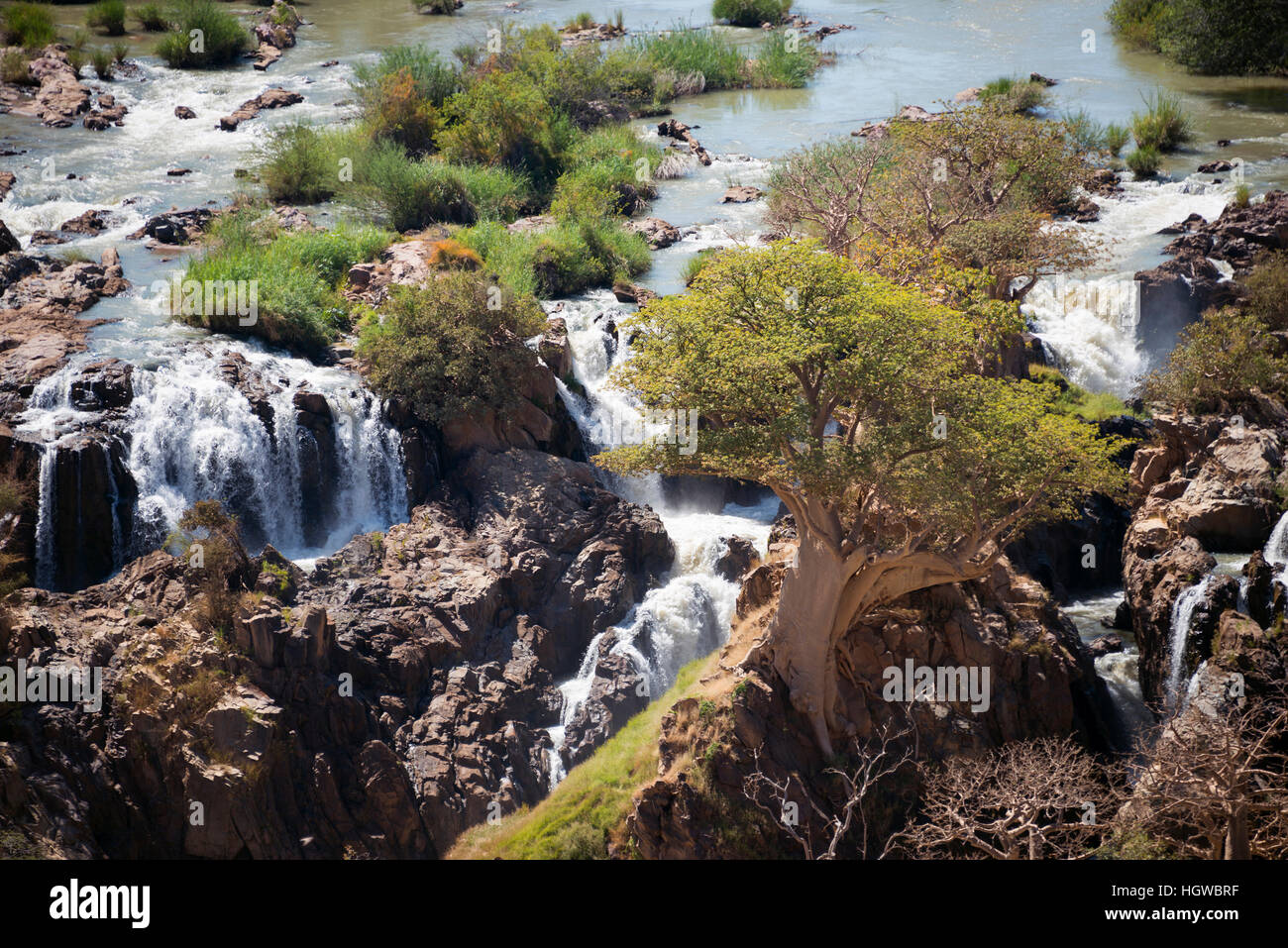 Epupa Falls, el río Kunene, Kaokoveld, Namibia Foto de stock