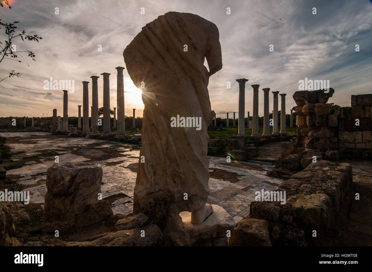 Restos romanos de la ciudad de Salamina, cerca de Famagusta, Chipre Septentrional. Foto de stock