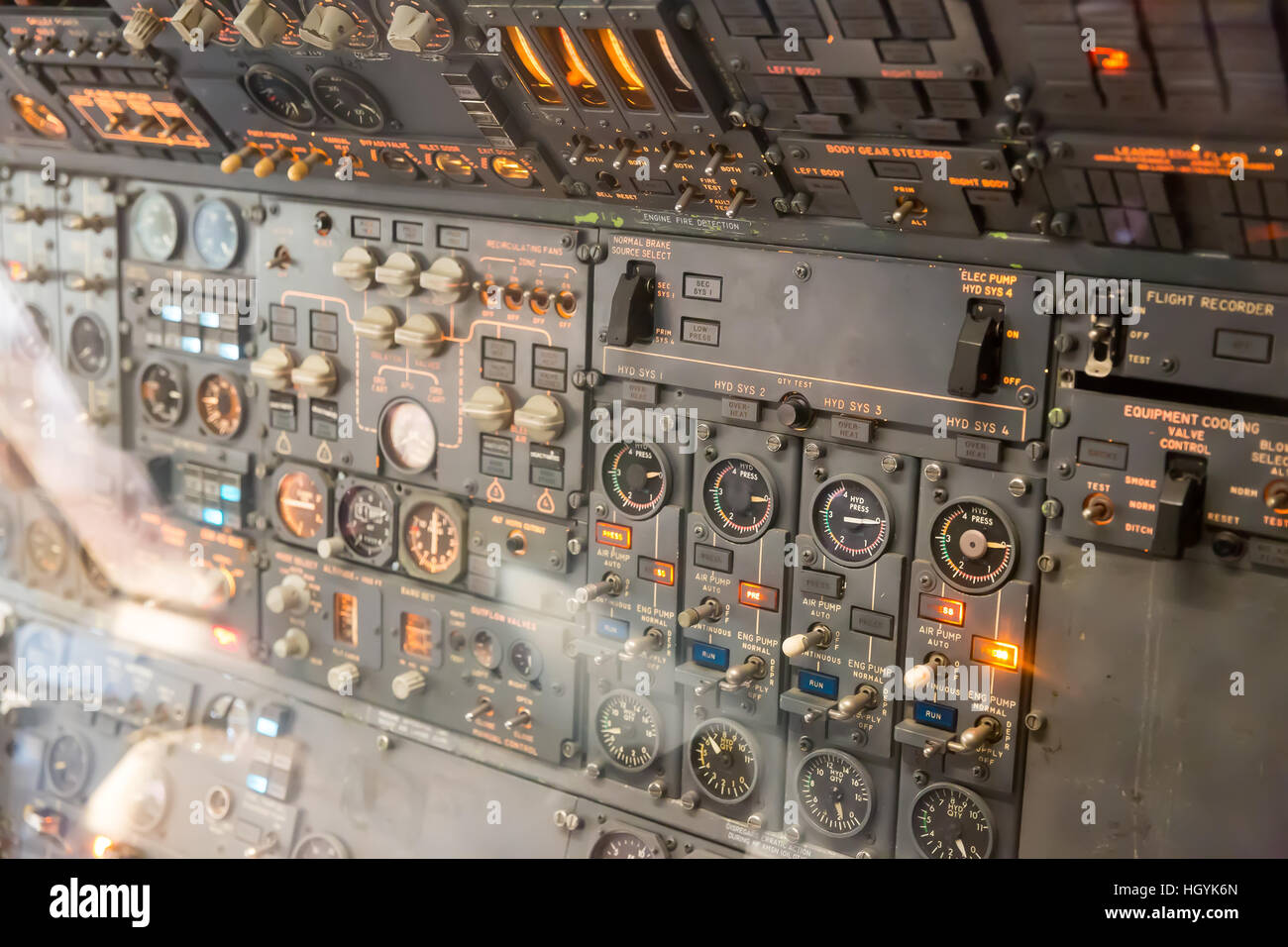 Aviones de timón de dirección fotografías e imágenes de alta resolución