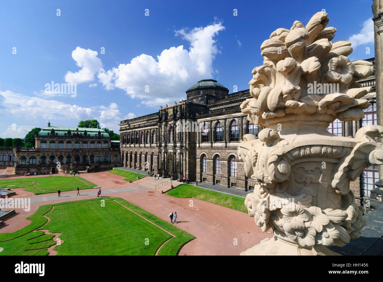 Dresde: Zwinger con picture gallery (a la derecha), Sajonia, Sajonia, Alemania Foto de stock