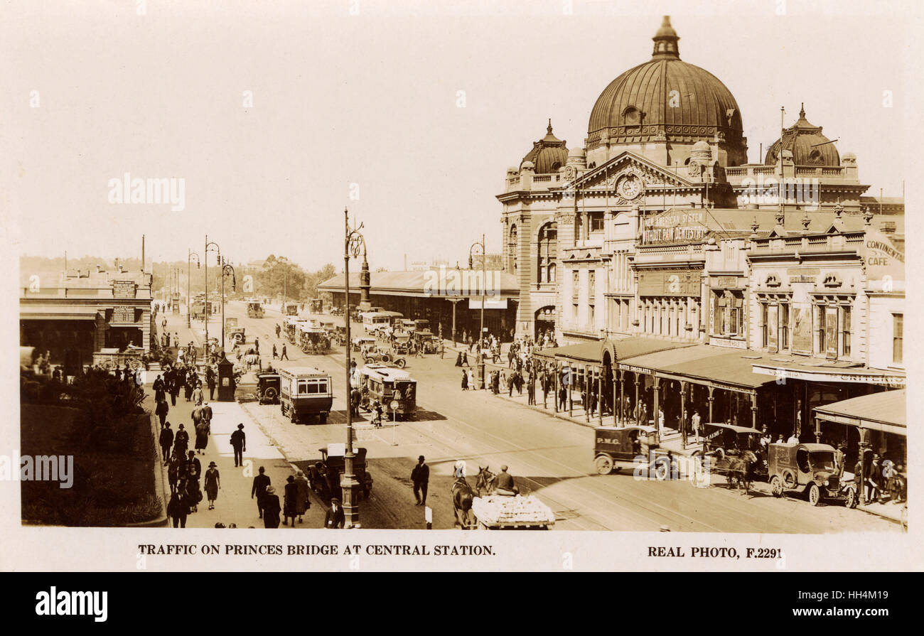 Tráfico, príncipes, la Estación Central, el Puente de Sydney, New South Wales, Australia. Foto de stock