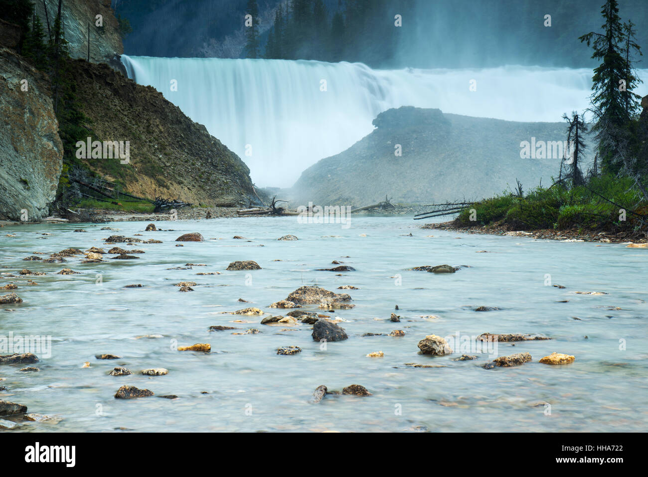 Wapta Falls, el Parque Nacional Yoho, British Columbia, Canadá Foto de stock
