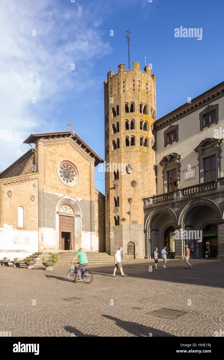 Chiesa San Andrea, Piazza della Repubblica, Orvieto, Umbría. Foto de stock