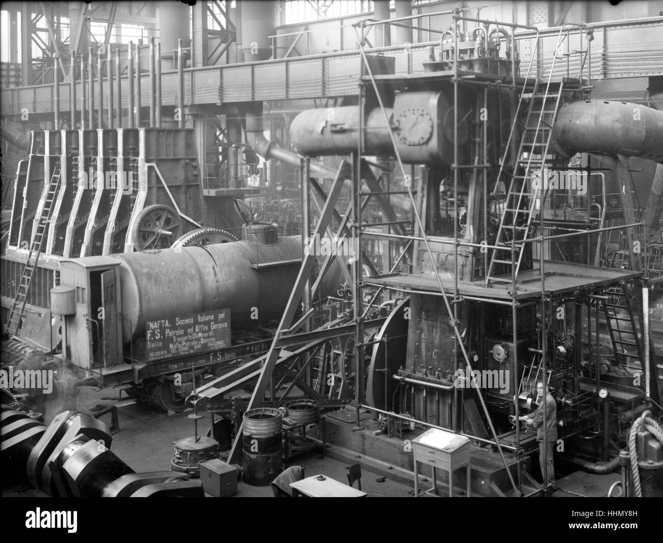 1930 - 40. Fábrica de Fiat Big Motors, fabbrica Grandi Motori en Torino, Italia. Foto de stock