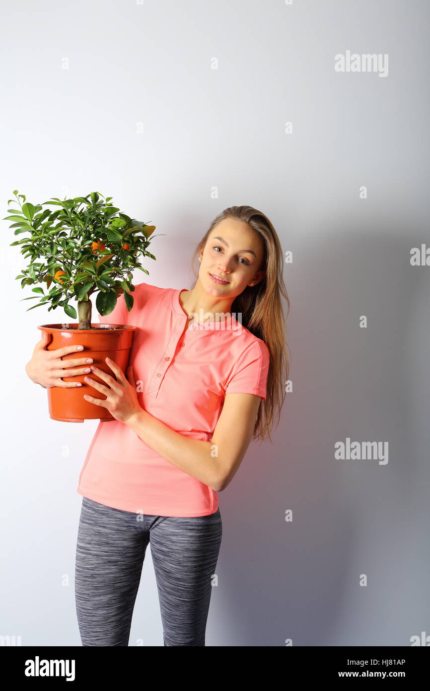 Arbol De Durazno Joven Fotos E Imagenes De Stock Alamy
