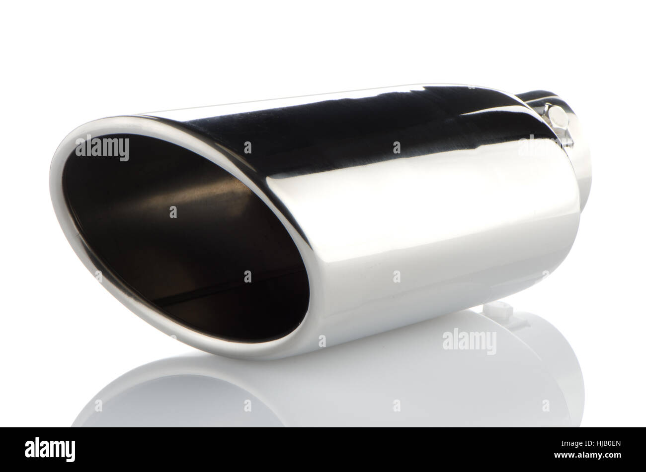 Tubo de escape deportivo para el coche sobre un fondo blanco Fotografía de  stock - Alamy
