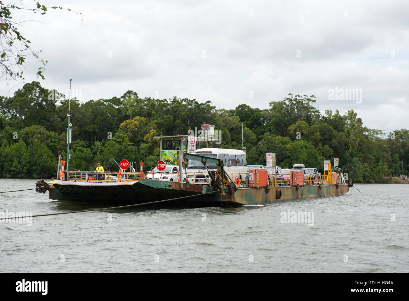 El Río Daintree Ferry de cable, Queensland, Australia Foto de stock