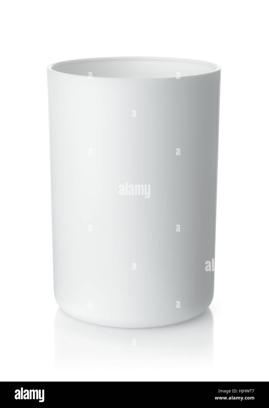 Cubeta de plástico blanco aislado en blanco Foto de stock