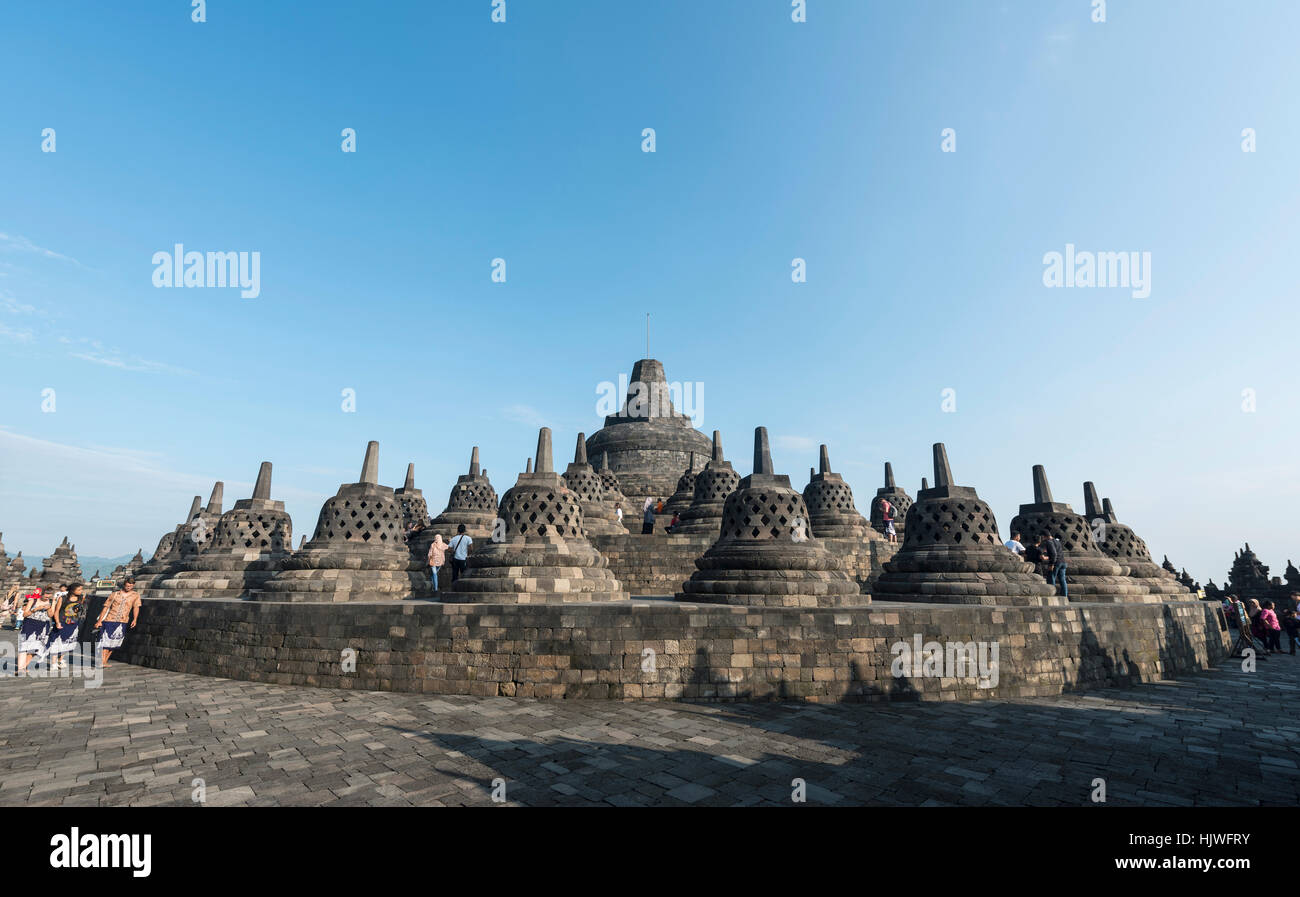Templo Borobudur, stupas, Borobudur, Yogyakarta, Java, Indonesia Foto de stock