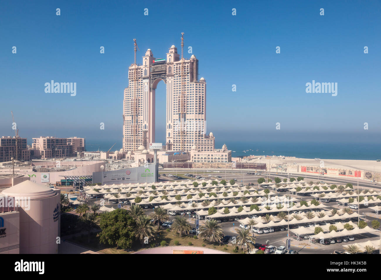 Fairmont Marina edificio residencial en Abu Dhabi, Emiratos Árabes Unidos Foto de stock