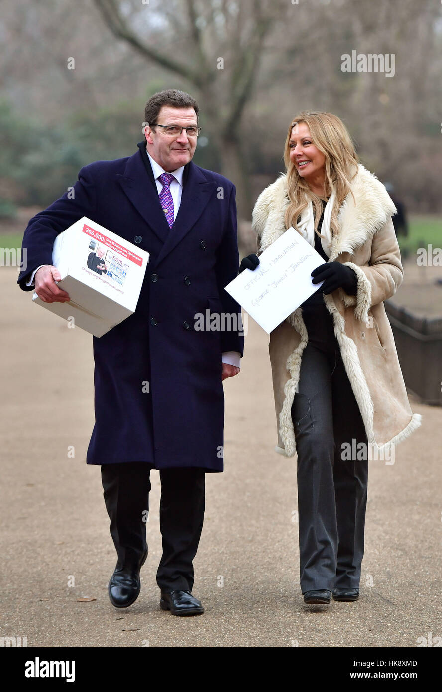Carol Vorderman y John Nichol, el veterano de la RAF derribó durante la