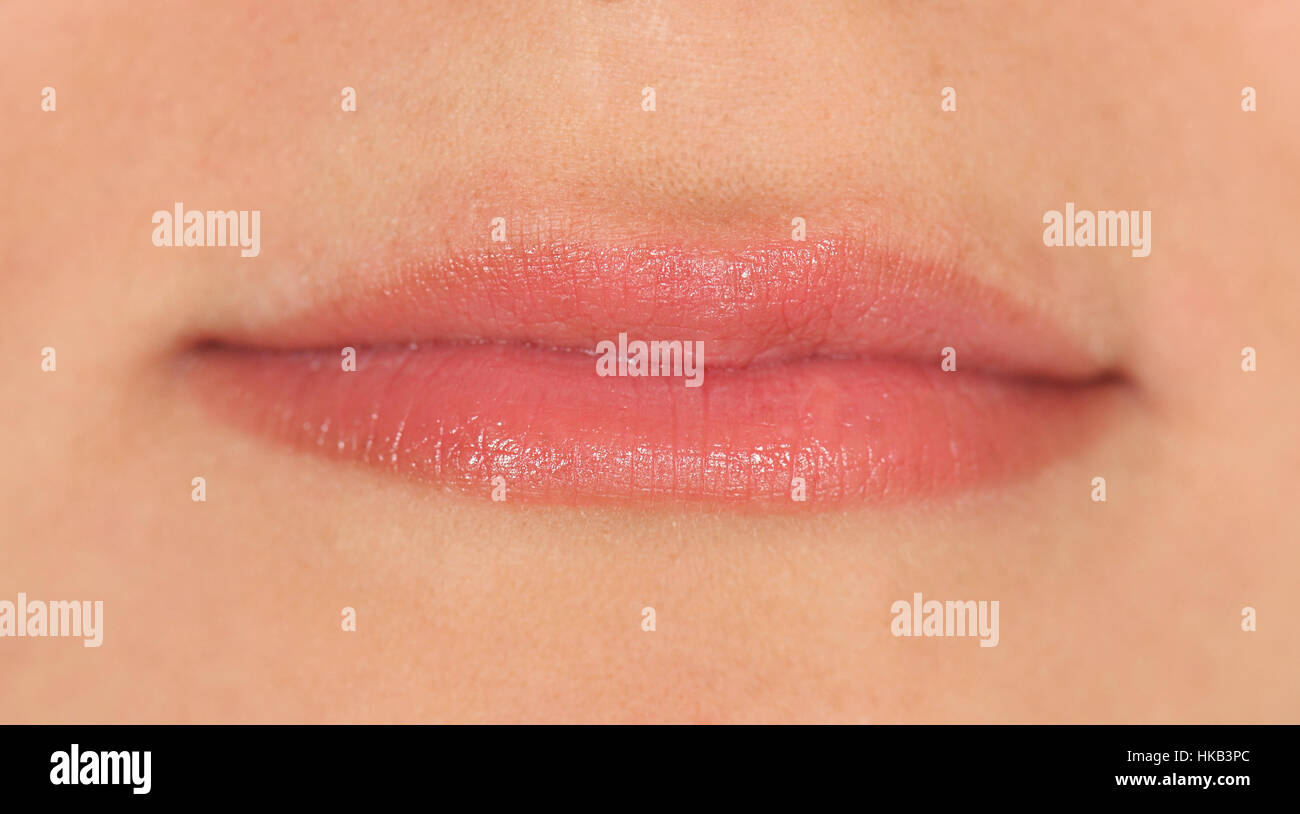 Labios cerrados fotografías e imágenes de alta resolución - Alamy