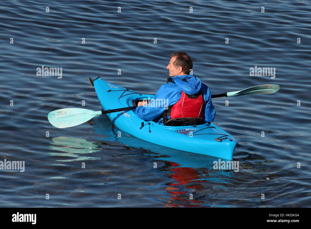 Blue dagger kayak fotografías e imágenes de alta resolución - Alamy