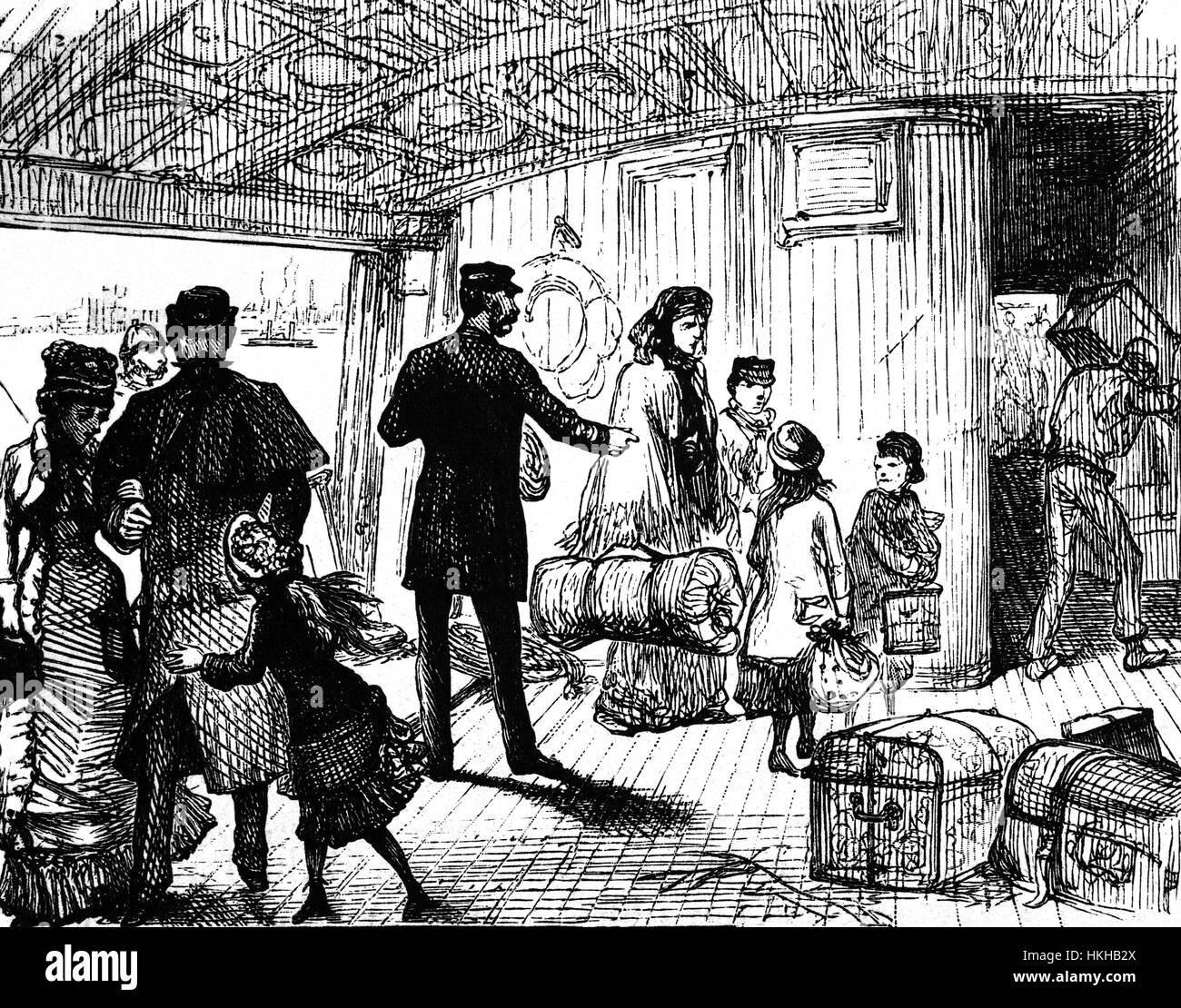 1879: Los pasajeros que llegan a bordo de la compañía Cunard SS 'Scythia" anclado en el río Mersey, Liverpool, Inglaterra antes tor su travesía atlántica a Nueva York, Estados Unidos. Foto de stock