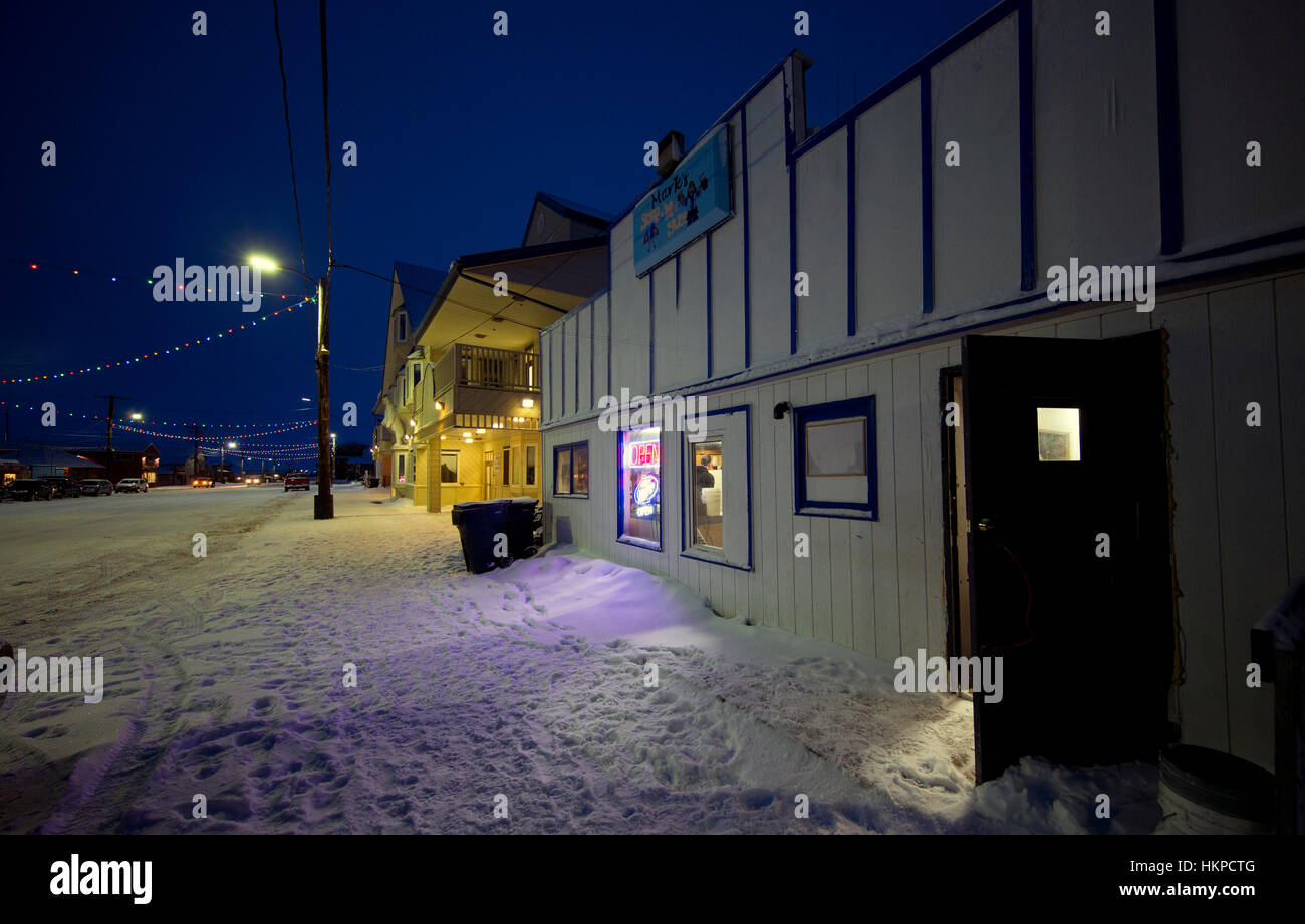Front Street en Nome Alaska 2017. El Nome Gold Rush era un Gold Rush en