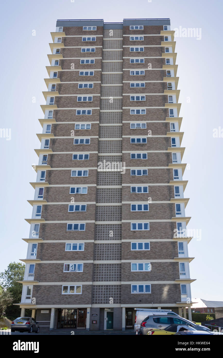 Casa Chichester alto edificio de apartamentos, y Citadel Road, Plymouth, Devon, Inglaterra, Reino Unido Foto de stock