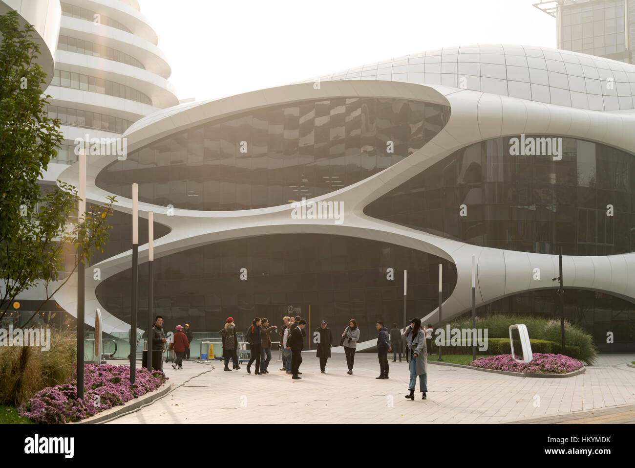 Oficina comercial y complejo de entretenimiento Galaxy Soho, Beijing, República Popular de China, Asia Foto de stock