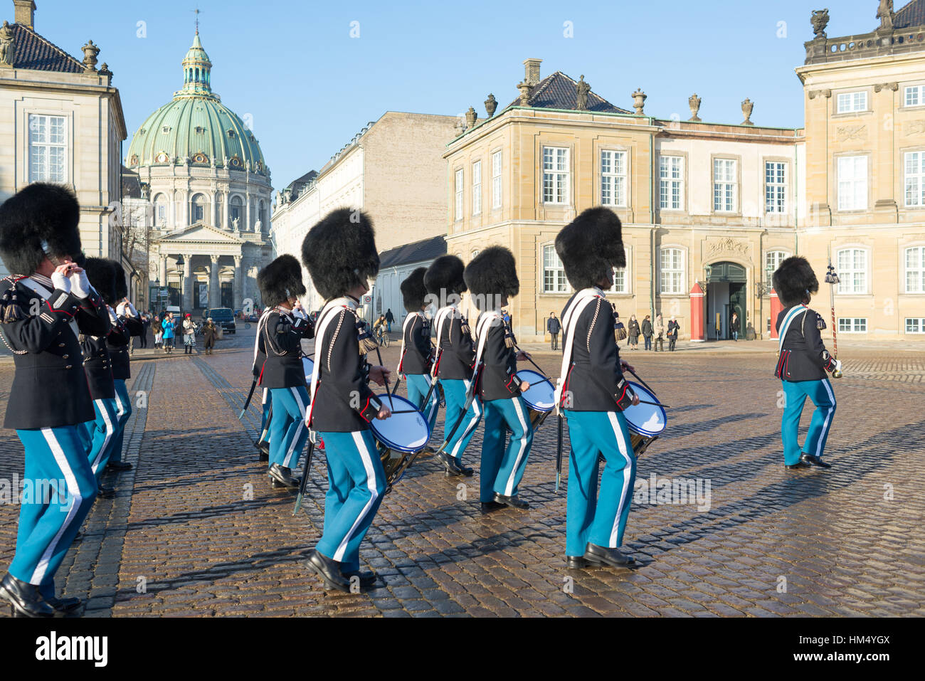 El cambio de la Guardia Real de Dinamarca, Copenhague, Dinamarca Foto de stock