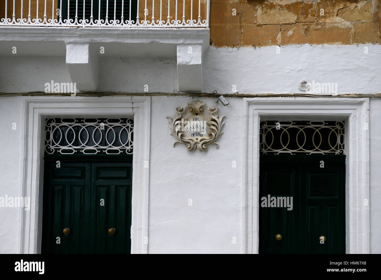 Hic manebimus optime Tito Livio cita signo puerta puerta de entrada casa hpme aquí permaneceremos excelentemente bien Valletta Foto de stock