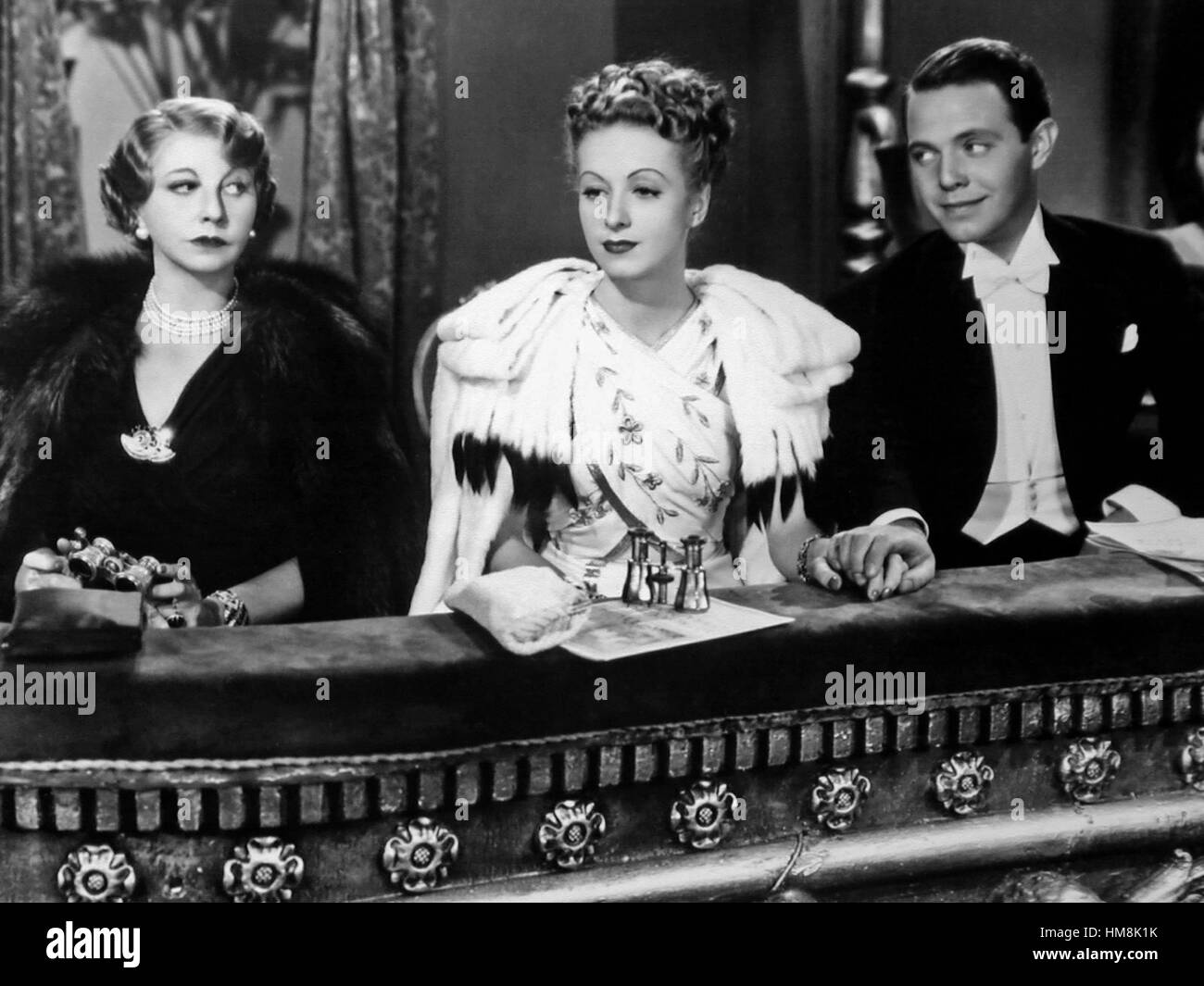 Madame de... - Die Liebe ihres Lebens, Francia 1953 Director: Max Ophüls actores/Estrellas: Charles Boyer, Danielle Darrieux, Vittorio De Sica Foto de stock