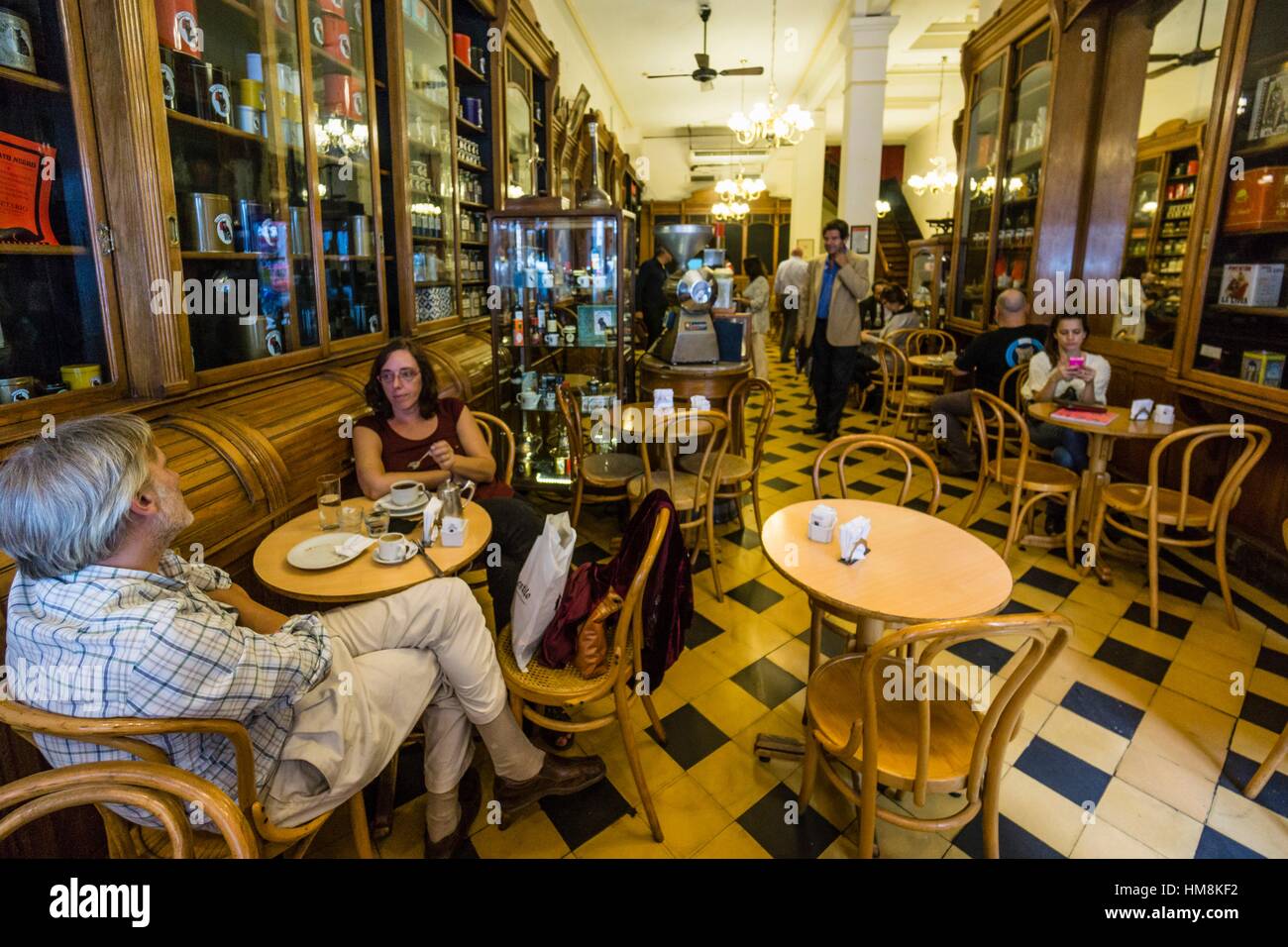 El Gato Negro, Patrimonio Cultural de la Ciudad de Buenos Aires, Buenos  Aires, República Argentina, el cono sur, de América del Sur Fotografía de  stock - Alamy