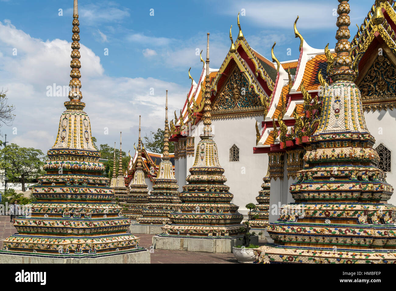 Chedi del complejo del templo budista Wat Pho, en Bangkok, Tailandia, Asia Foto de stock