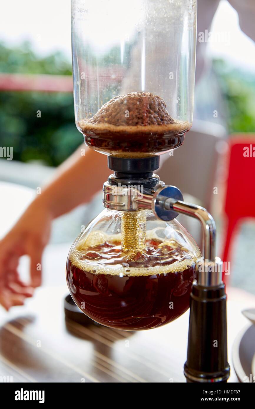 cafetera expreso monocapsula cafetal negro