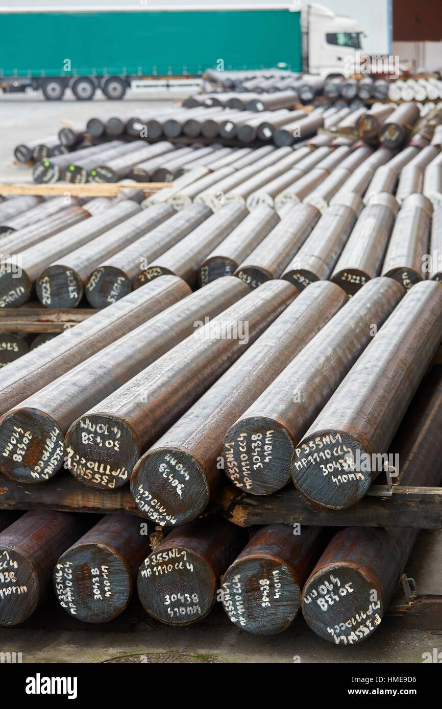 Barras de acero, industria del hierro, Gipuzkoa, País Vasco, España Foto de stock