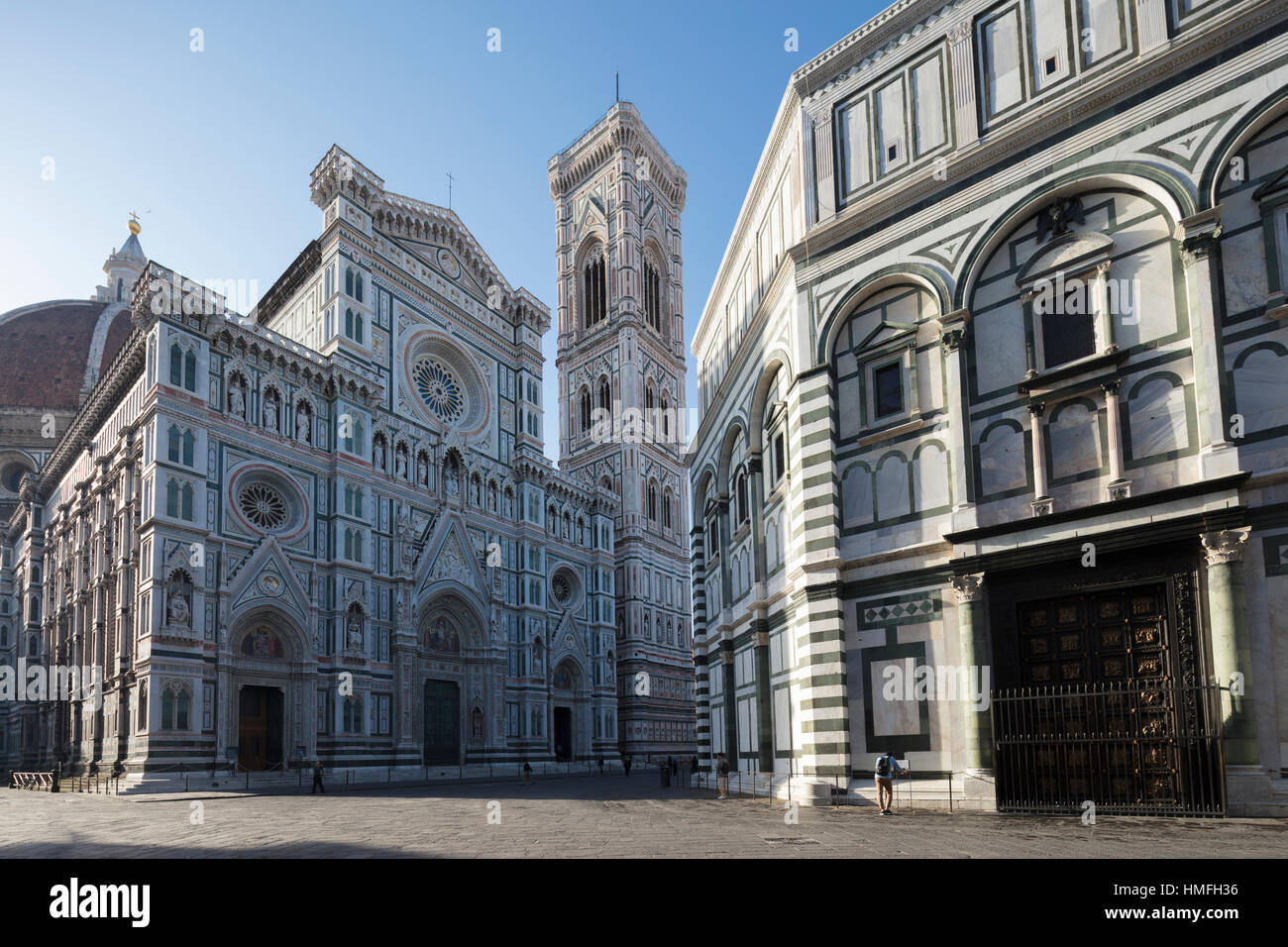 El complejo del Duomo di Firenze con el antiguo baptisterio, el Campanario de Giotto y la cúpula de Brunelleschi, Florencia, Toscana, Italia Foto de stock