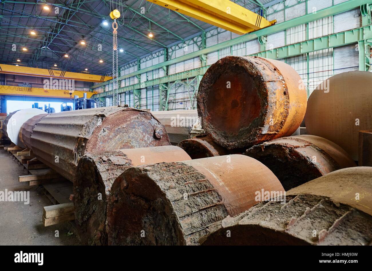 Los lingotes de acero fundido, Industria del Hierro, Vizcaya, País Vasco,  España Fotografía de stock - Alamy