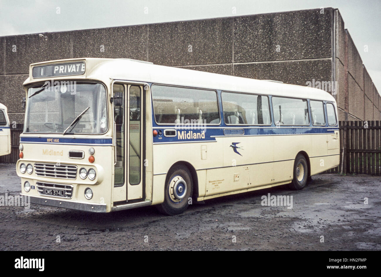Edimburgo, Reino Unido - 1973: Vintage imagen de autobús en Edimburgo. Alexander Midland Leyland MPE 144 (registro CMS 374L). Foto de stock