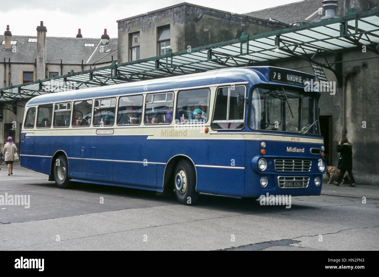 Edimburgo, Reino Unido - 1973: Vintage imagen de autobús en Edimburgo. Alexander Midland MPE 126(registro BWG 826L). Foto de stock