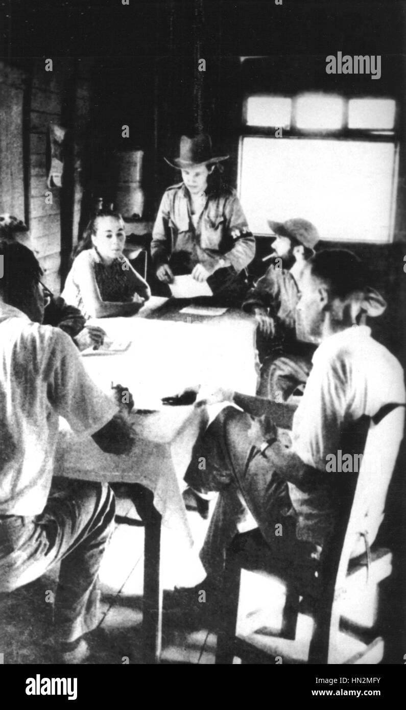 Los guerrilleros durante la revolución 1956-1959 Cuba Foto de stock