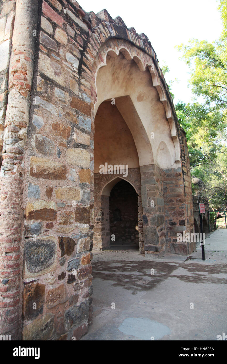 Entrada de complejo Qutab Minar en Mehrauli, Nueva Delhi...la India. (Foto Copyright © Saji Maramon) Foto de stock