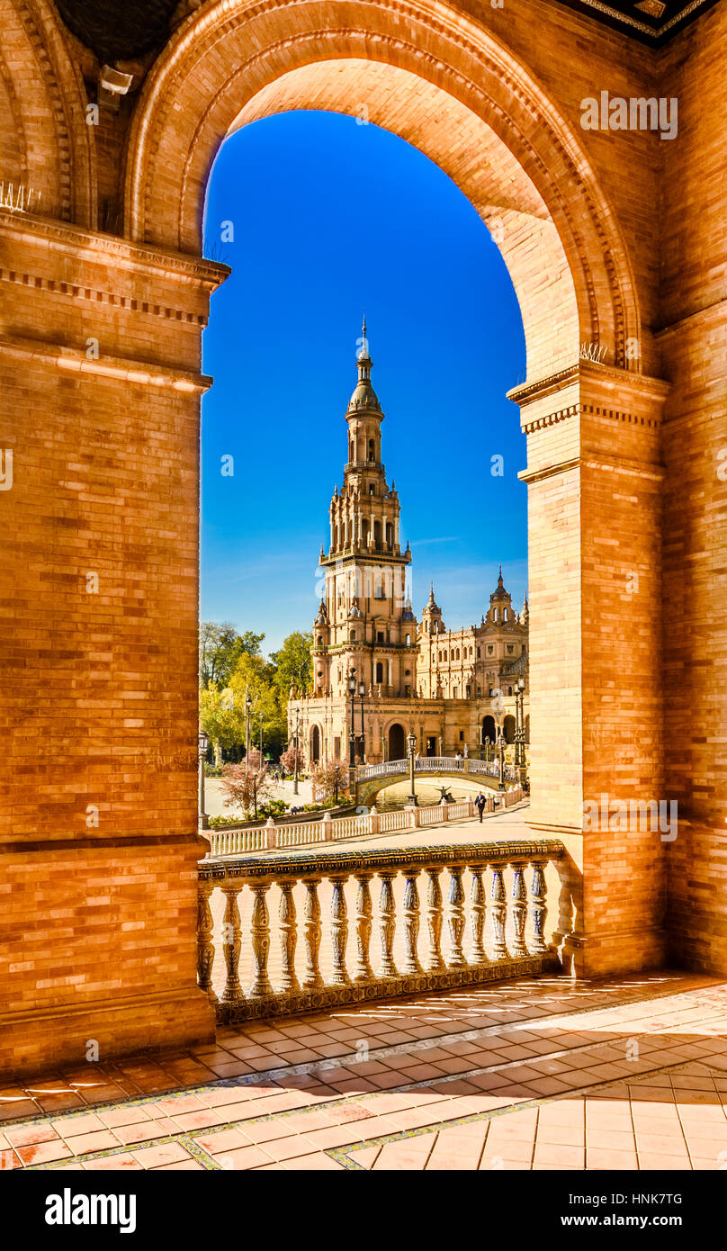 Plaza de España-Plaza de España-Sevilla, Andalucía, España, Europa. Detalle del puente tradicional Foto de stock